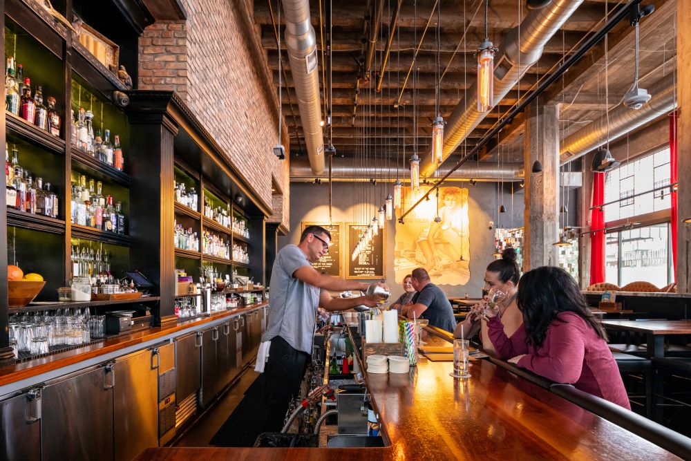 The Hidden Gems and Local Favorites for Nightlife Fun in Major Arizona